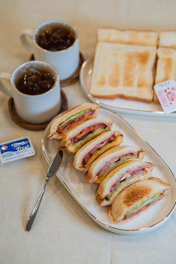 Jecheon Hound Hotel Chech'ŏn Buitenkant foto